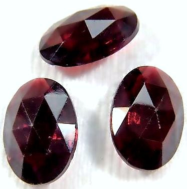 16x11mm Oval Garnets Special Cut Facet (unfoiled)