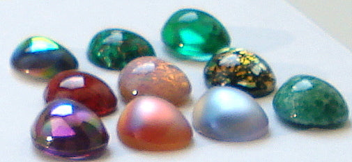 18x13mm (3331) Pear Pendaloque Shape Cabochons (Specialty Colors)