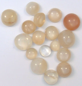3mm-6mm Round Natural Apricot Moonstone Cabs