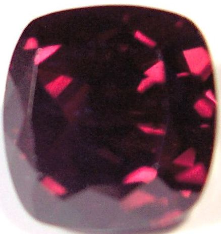 10mm Antique Square Garnet