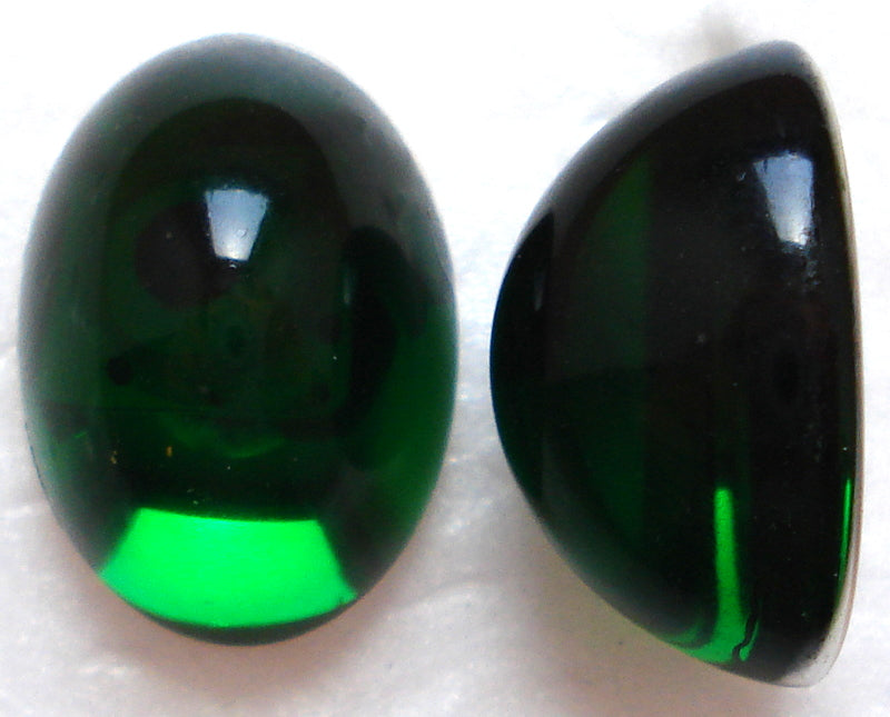 18X13MM ACRYLIC OVAL HIGH DOME EMERALD CABS