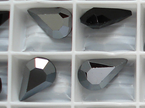 13X7.8MM (4300) JET-HEMATITE PB PEARS