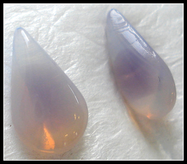 13X7.8MM  (3101) LT AMETHYST SABRINA PEARS