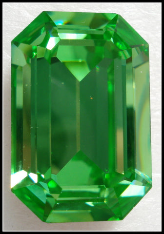 24X16MM (4610) PERIDOT CUSHION OCTAGONS