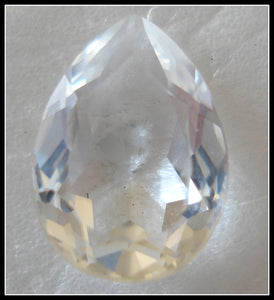 11X8MM (4320) UNFOILED CRYSTAL PENDALOQUES