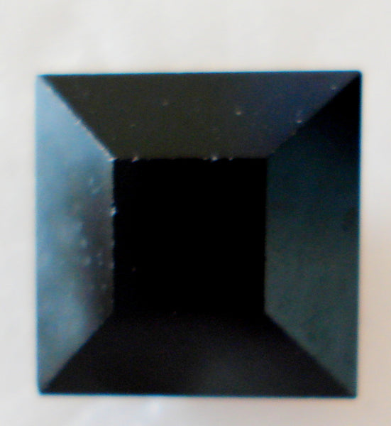 10MM (4400) JET BLACK SQUARES