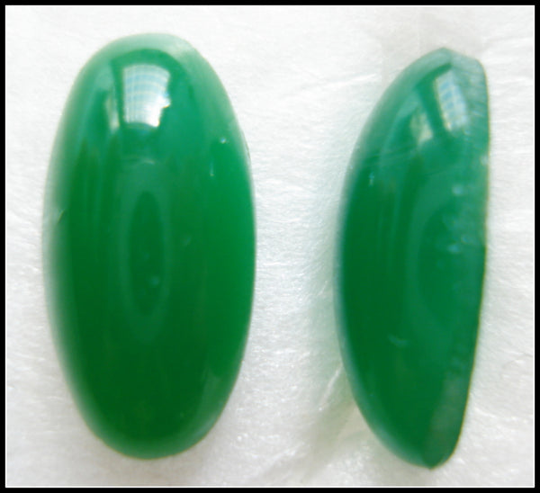 14X7MM (2195) GLASS CHRYSOPHASE OVAL CABS