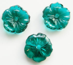 8.5MM FLOWER BEADS EMERALD COLOR SLIGHT CUP