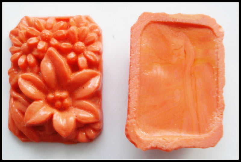 18X13MM (4604) CORAL MOLDED FLORAL CUSHION OCTAGONS