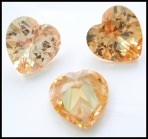 8X8MM (S19) CHAMPAGNE HEART CUBIC ZIRCONIAS