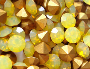 7.1-7.3MM (1100) YELLOW OPAL COLOR ROUNDS