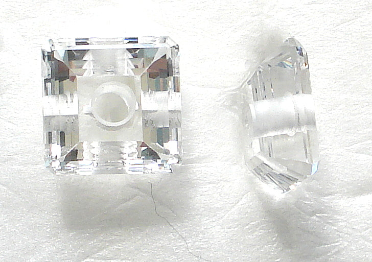 12MM (SS04) SQ SYNTHETIC WHITE SPINEL