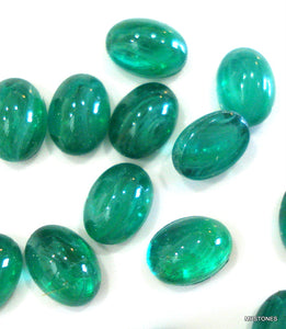 7x5mm (1685) Bombe' Cut Unfoiled Flawed Emerald