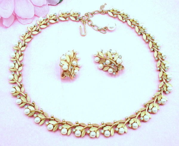 Trifari Set Necklace Earrings