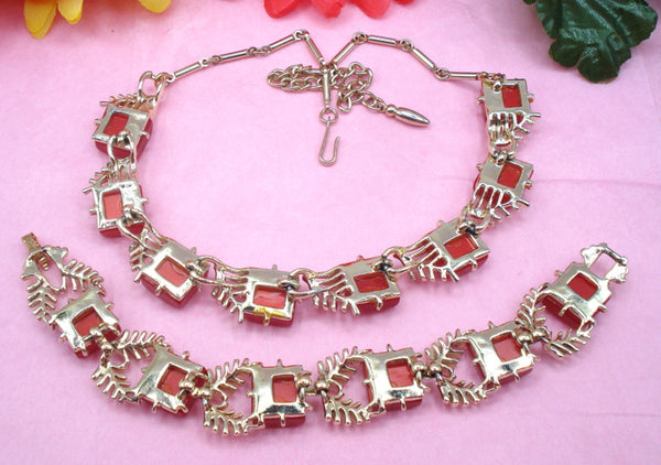 Coro Set Red Square Moonstones