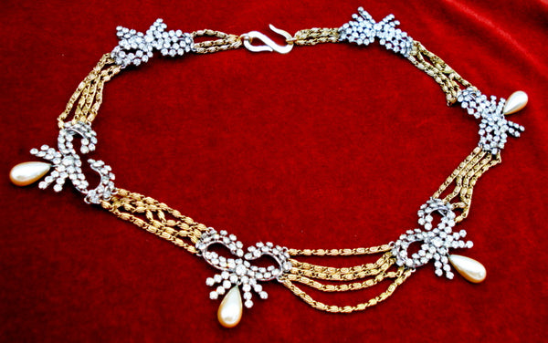 Christian Dior Rhinestone Pearl Dangle Bows Necklace