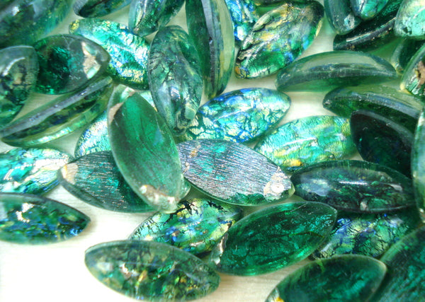 15x7mm (3175) Green Opal Glass Marquise Navette Cabochon