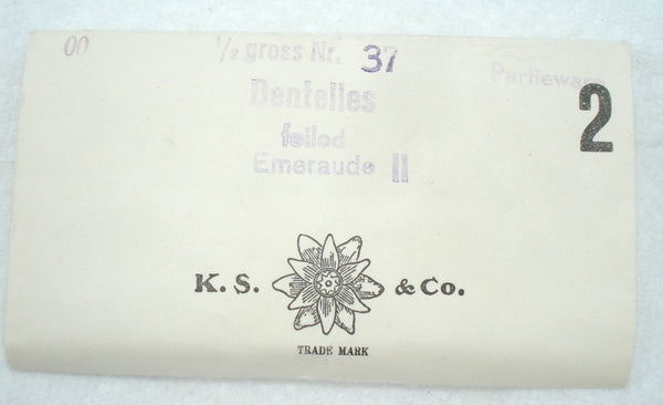 7.7-7.9mm (1200) (37ss) Emerald Dentelle Round Chaton