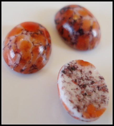 8x6mm (1685) Glass Coral Matrix Oval Cabochon