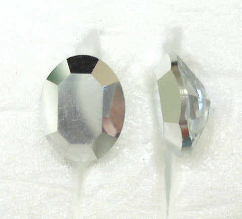 10x8mm (4100) Comet Argent Light Oval Shape