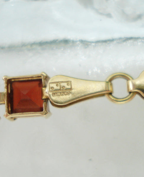 Bracelet 14kt Solid Yellow Gold 32 Square Garnets