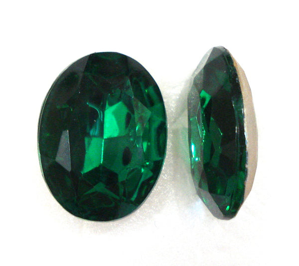 14x10mm (4130/2) TTC Czech Emerald Oval Shape