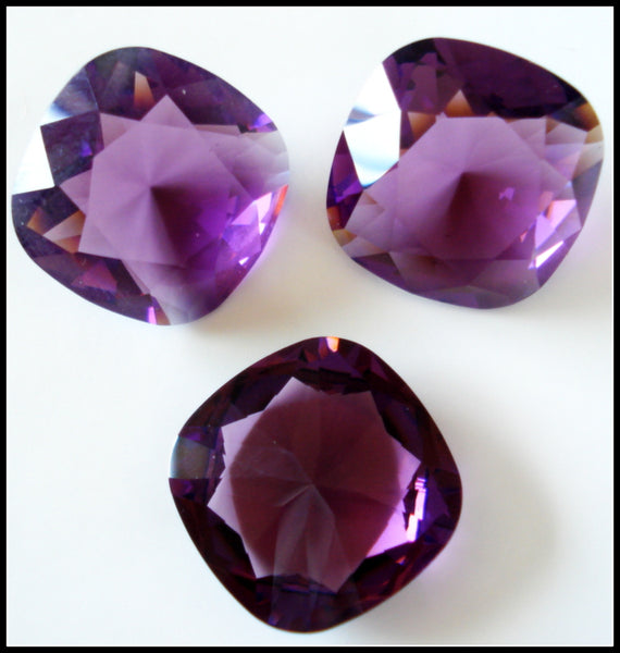 18mm (4470) Amethyst Unfoiled Antique Square