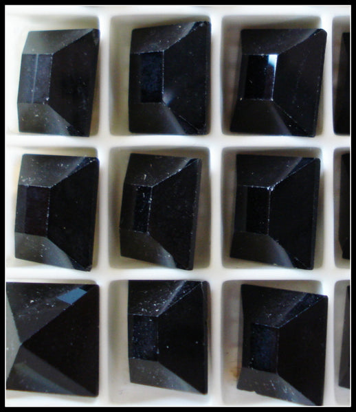 10mm (4400) Jet Black Square Shape