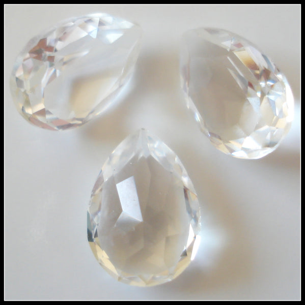 11x8mm (4320) Crystal Unfoiled Pendeloque Pear