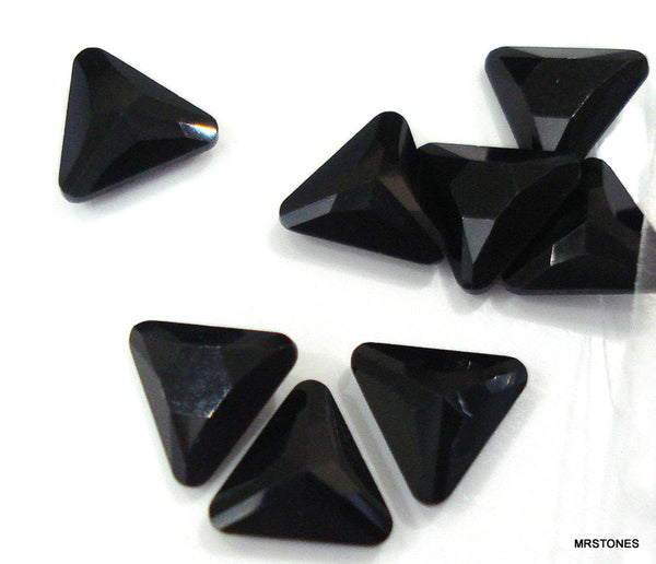 6mm (4722) Jet Black Triangle Shape