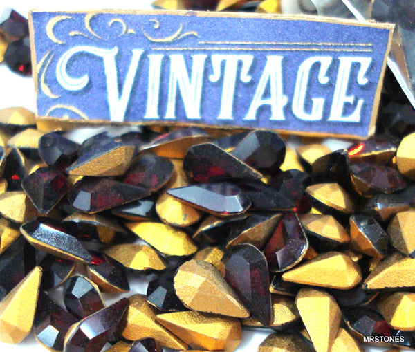 8x4.8mm (4300) Garnet Pear Shape