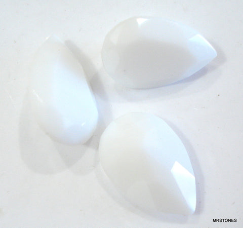 13x8.5mm (4320) Chalk White Pear Pendaloque Shape