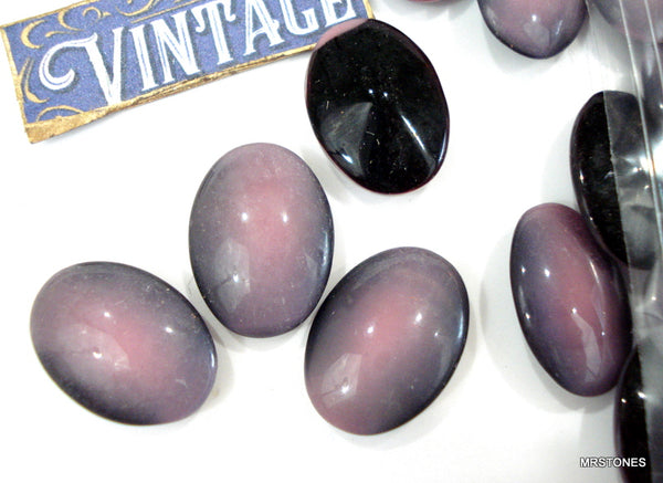 18x13mm (3188) Purple Silk Oval Buff Top Doublet