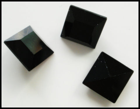 8mm (4400) Jet Black Square Shape