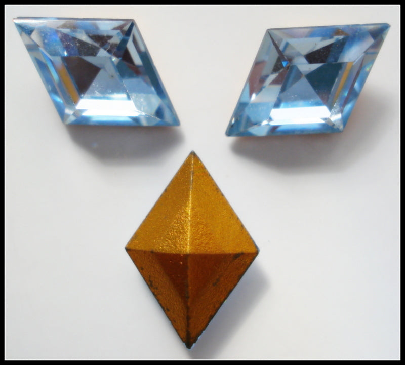 10.5x7mm (4710) Light Sapphire Diamond Shape – MrStones