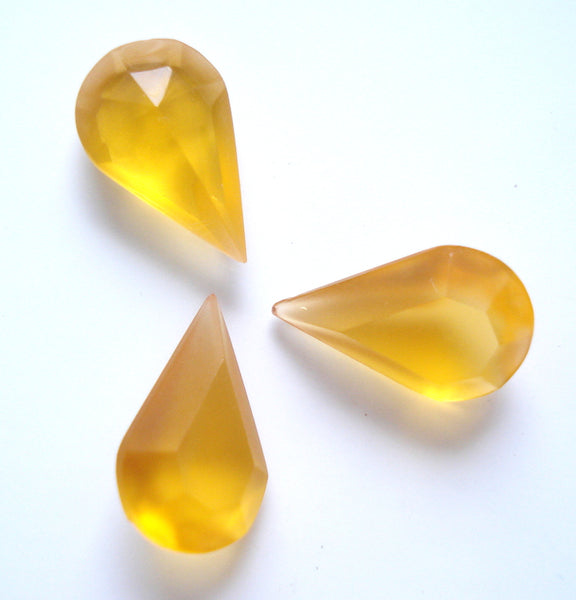 13x7.8mm (4300) Topaz Frosted Matte Pear Shape Unfoiled