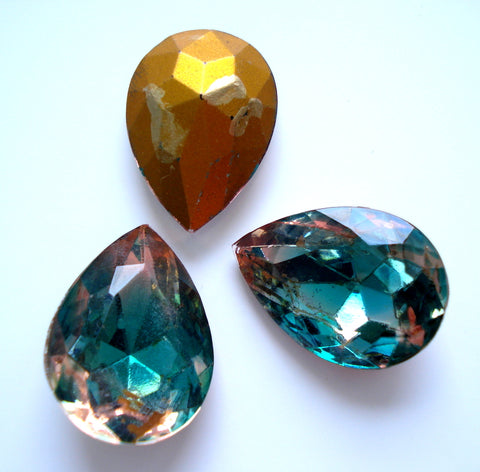 25x18mm (4320/2) Bi Color Peach Teal Pendeloque Pear