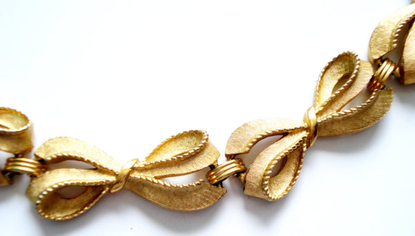 Crown Trifari Large Bow Choker Necklace