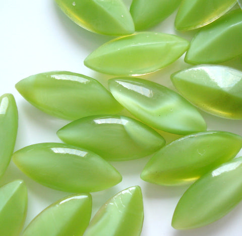 15x7mm (3146) Light Green Lime Moonstone Marquise Buff Top Doublet