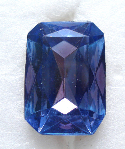 18x13mm (4626/2) Bi Color Cardinal Amethyst Cushion Octagon