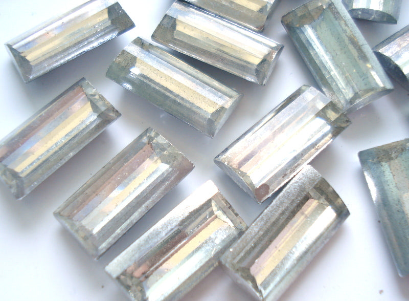 16x8mm (4500) Crystal Fully Faceted Down Baguette