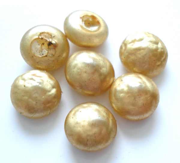 8mm 8.5mm (S14IBT) Textured Glass Creme Button Top Pearl