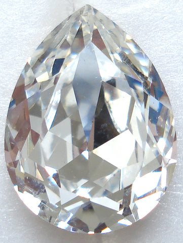 11x8mm (4320) Crystal Pendeloque Pear