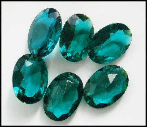 13x9mm (4130/2) TTC Glass Unfoiled Emerald Oval