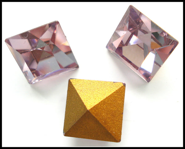 10mm (4400) Light Amethyst Square Shape