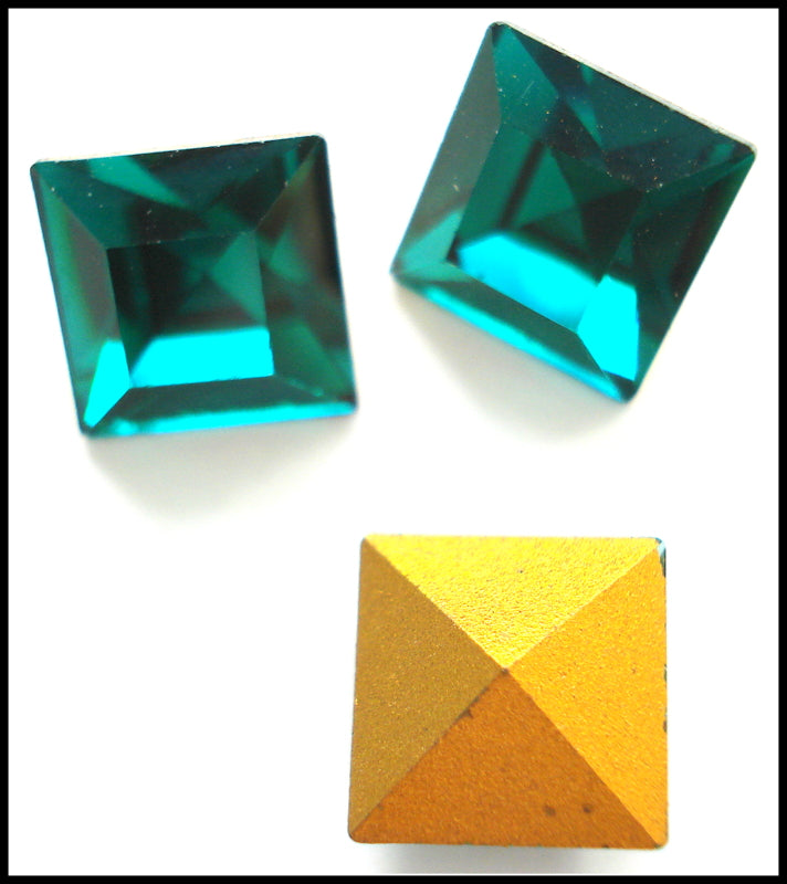 10mm (4400) Emerald Square Shape