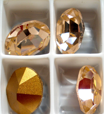 10x8mm (4100) Peach Pointed Back Ovals