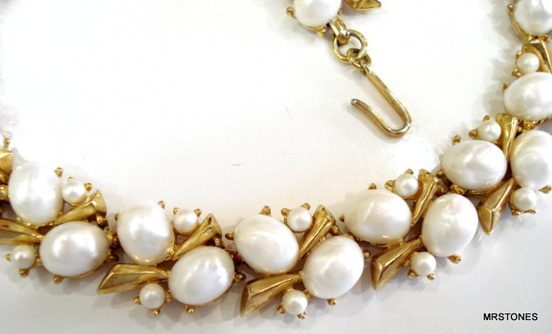 Trifari Choker Necklace White Faux Pearls – MrStones