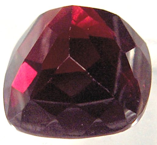 10mm Antique Square Natural Garnet