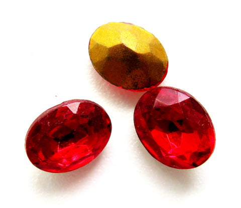 8x6mm (4130/2) TTC Siam Red Oval Shape